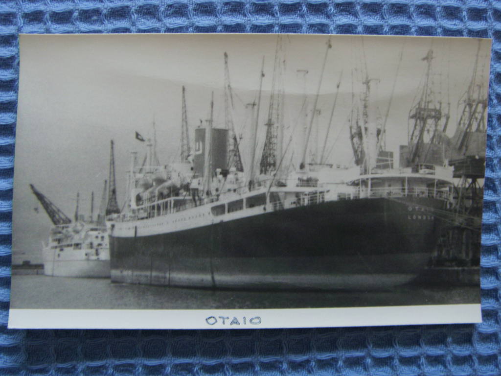 B/W PHOTOGRAPH OF THE WORKING VESSEL OTAIO